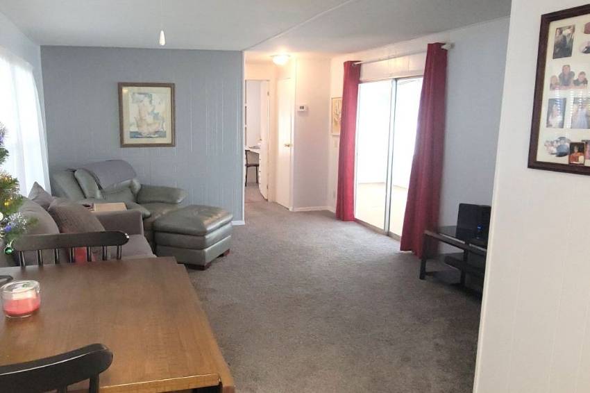 223 Green Haven Lane West a Dundee, FL Mobile or Manufactured Home for Sale